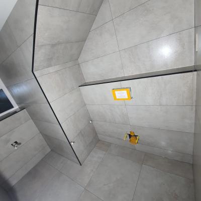 Bathrooms 16
