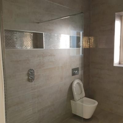 Leka Tiling Bathrooms 25