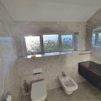 Leka Tiling Bathrooms 67