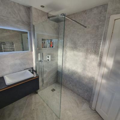 Leka Tiling Bathrooms 70
